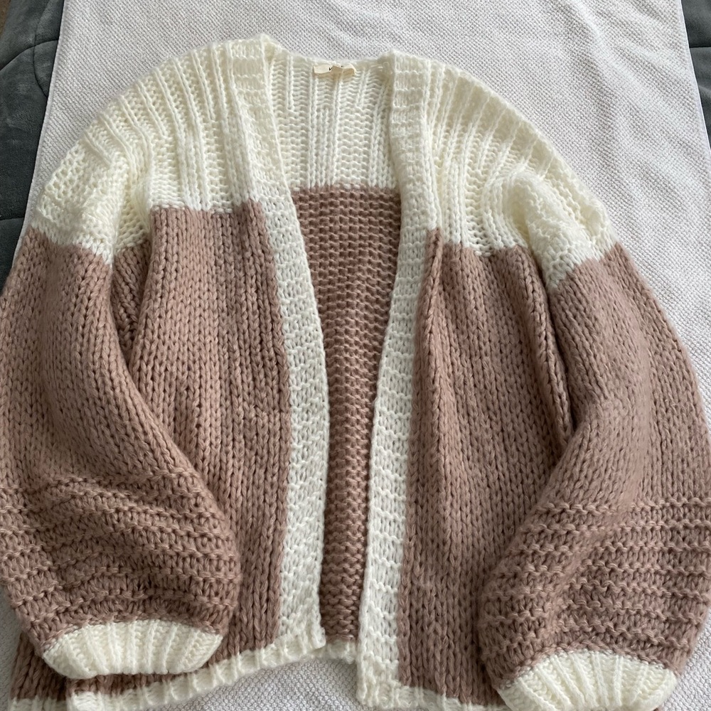Oversized Knit Cardigan
